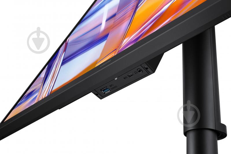 Монитор Samsung ViewFinity S8 32" (LS32H804UAIXUA) - фото 15