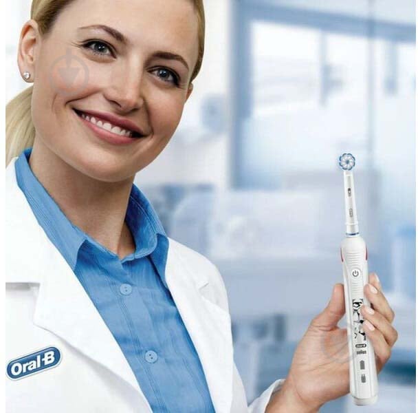 Зубная щетка Oral-B Pro 2 Junior Star Wars D501.513.2 978099 - фото 8