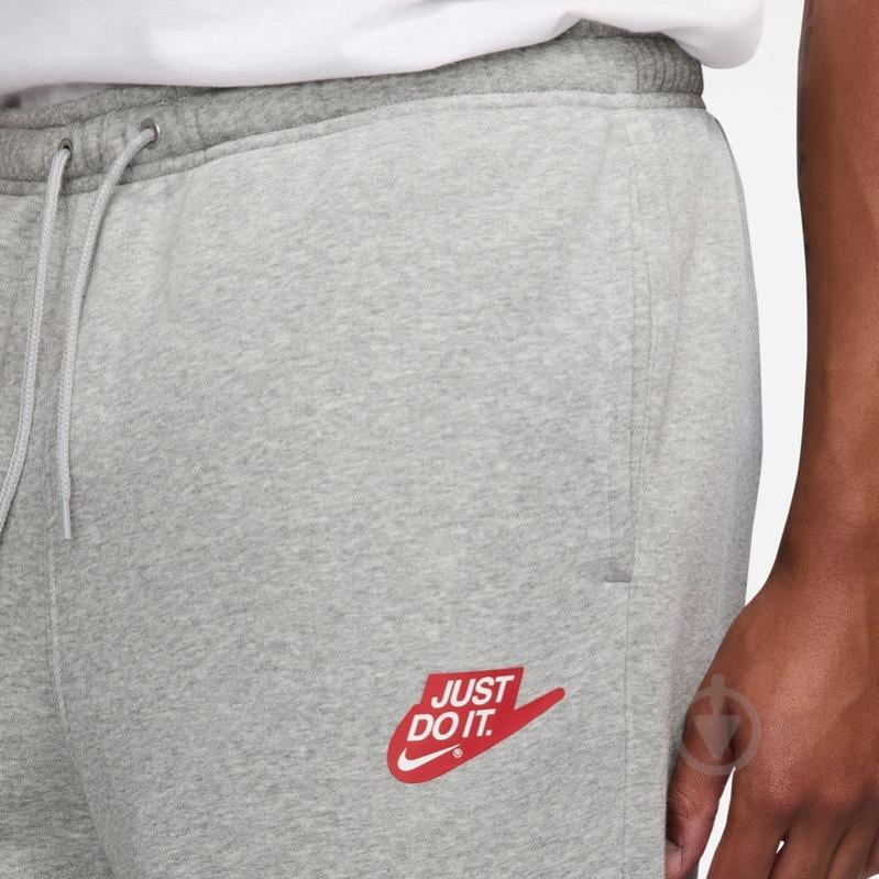 Брюки Nike M NK CLUB BB OH PANT JDI IO9623-063 р. XL серый - фото 3 Брюки Nike M NK CLUB BB OH PANT JDI IO9623-063 р. XL серый - фото 3