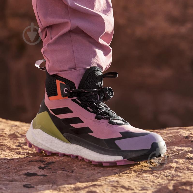 Черевики Adidas GZ3311 р.38,5 різнокольоровий - фото 11