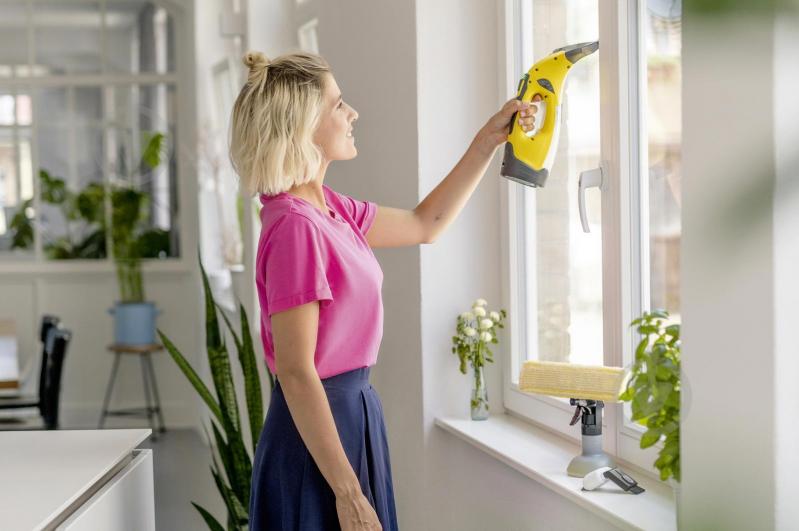 Пылесос Karcher оконный WV 5 Frame Edition 1.633-590.0 - фото 10 Пылесос Karcher оконный WV 5 Frame Edition 1.633-590.0 - фото 10