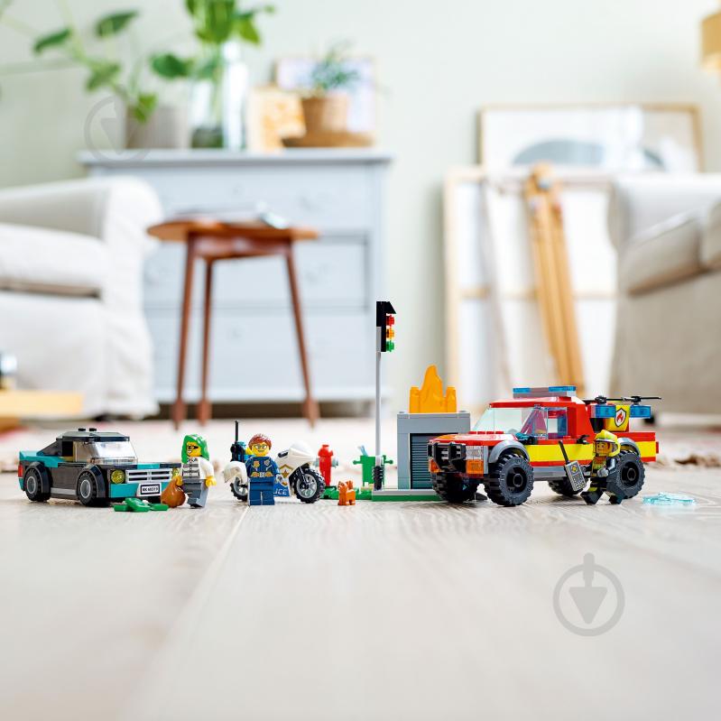 Конструктор LEGO City Пожежна рятувальна служба і поліцейське переслідування 60319 - фото 5