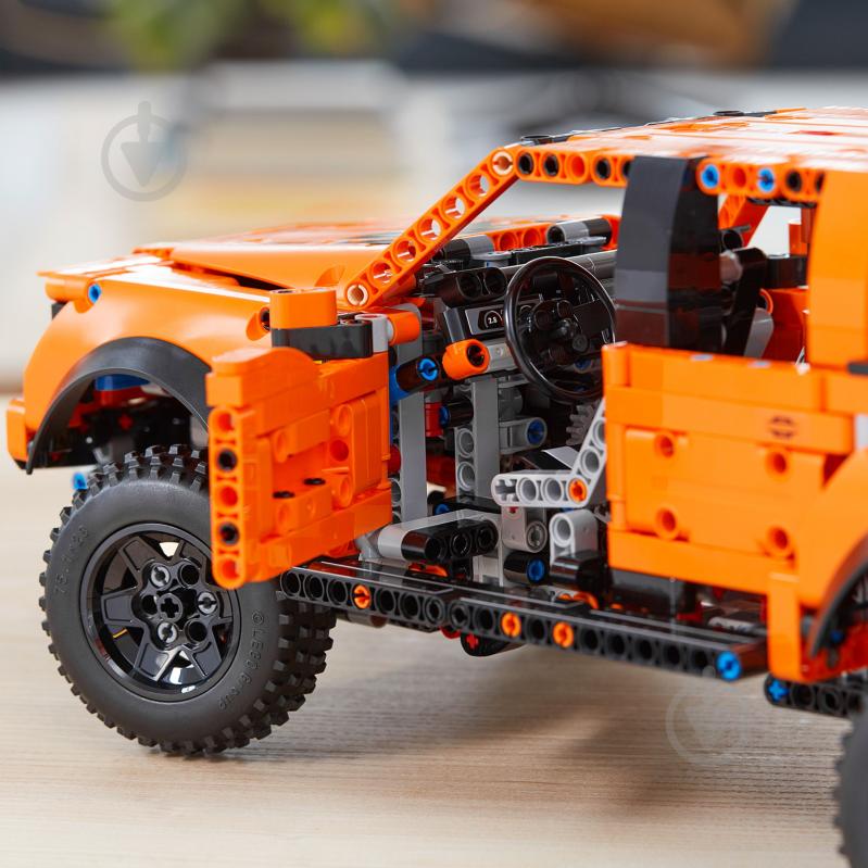 Конструктор LEGO Technic Ford® F-150 Raptor 42126 - фото 4