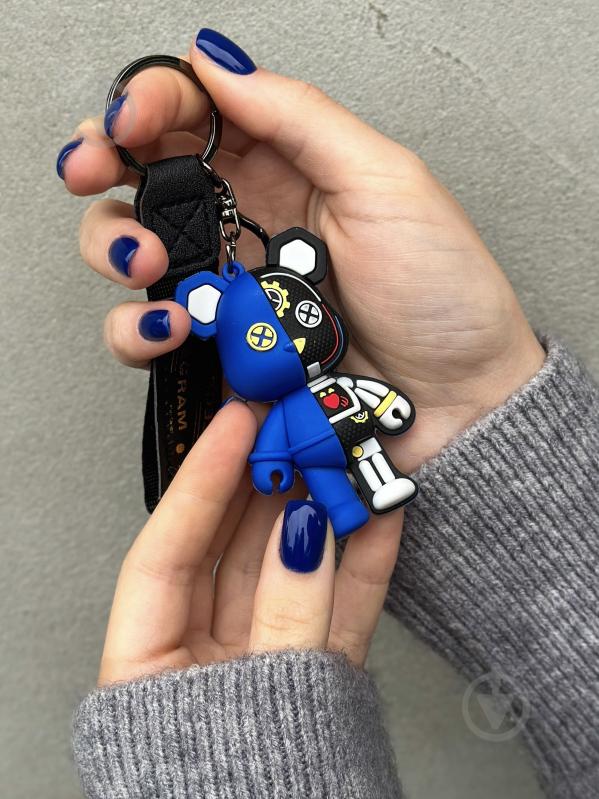 Брелок для ключей Bearbrick синий - фото 2 Брелок для ключей Bearbrick синий - фото 2