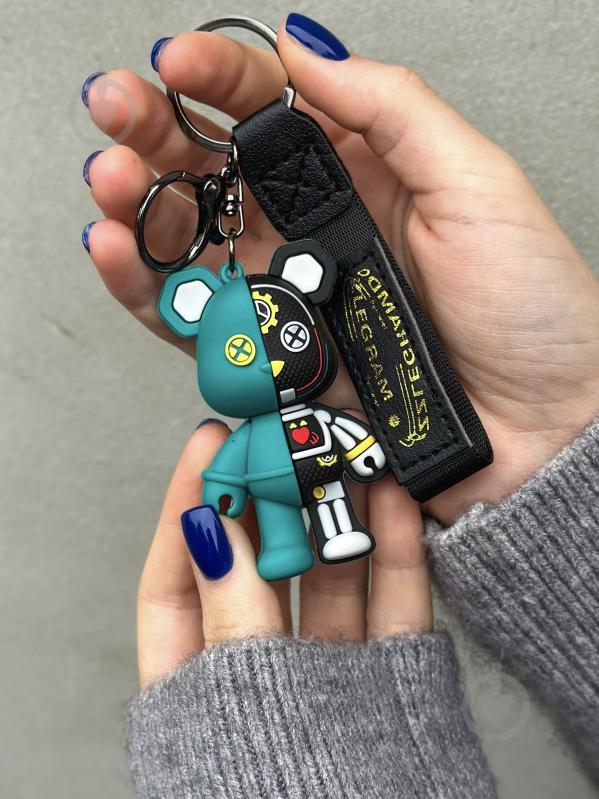 Брелок для ключей Bearbrick березовый - фото 2