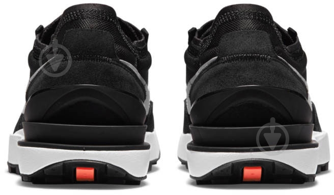 Кроссовки Nike Waffle One DC2533-001 р.38,5 - фото 9