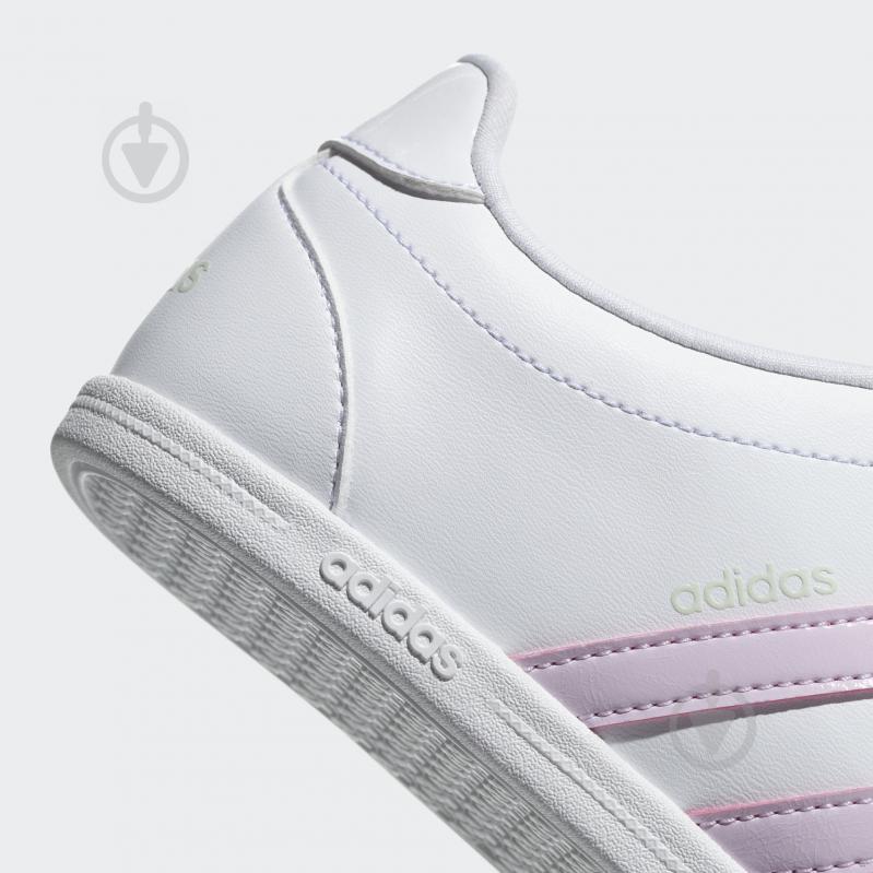 Кросівки жіночі демісезонні Adidas CONEO QT DB0132 р.38 білі - фото 8