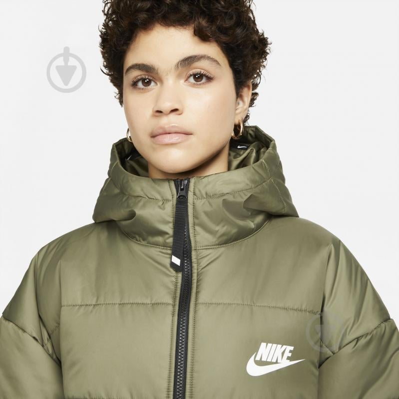 Куртка-парка жіноча Nike W NSW TF RPL CLASSIC HD PARKA DJ6999-222 р.S зелена - фото 3