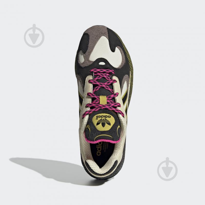 ᐉ Кроссовки Adidas YUNG-1 EF5338 р.UK 8,5 бежевый • Купить в Киеве, Украине  • Лучшая цена в Эпицентре