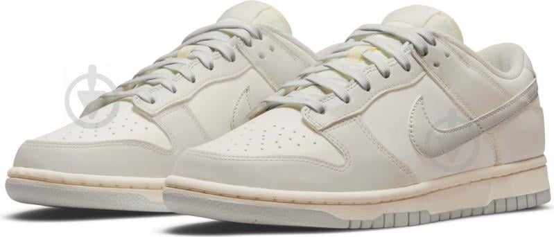 Кроссовки женские зимние Nike Dunk Low DD1503-107 р.40,5 белые - фото 6