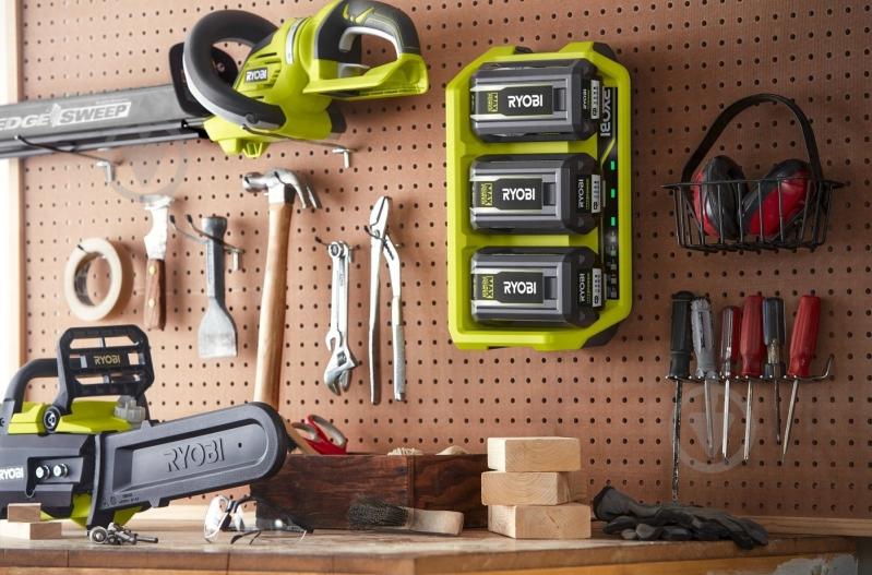 Зарядное устройство RYOBI 36,0V 4Ah Max Power RY36C3PA 5133005540 - фото 2 Зарядное устройство RYOBI 36,0V 4Ah Max Power RY36C3PA 5133005540 - фото 2