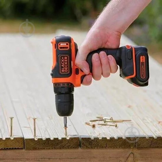 Шуруповерт аккумуляторный Black+Decker BDCDD12K - фото 11