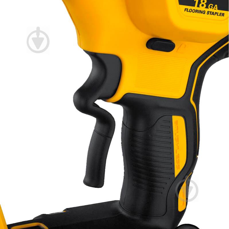 Степлер аккумуляторный DeWalt DCN682D2 - фото 6