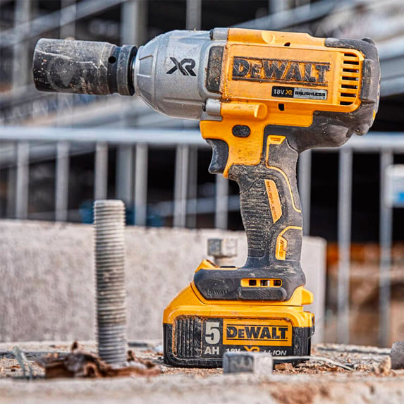 Гайковерт ударний акумуляторний DeWalt 18 В DCF897N - фото 5