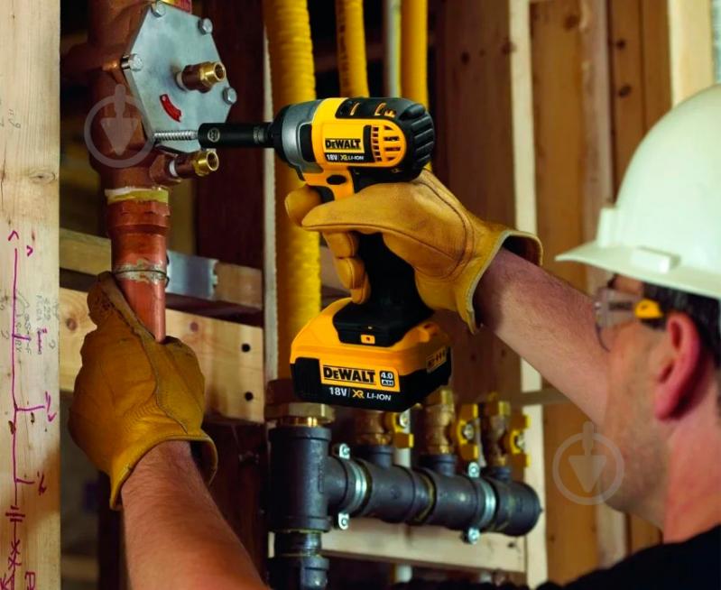 Гайковерт ударний акумуляторний DeWalt DCF880NT - фото 5