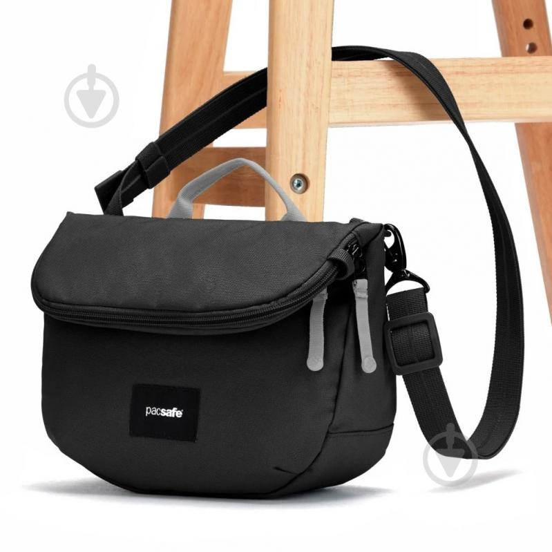 Сумка через плече Pacsafe GO Saddle Crossbody 11 л чорний - фото 4