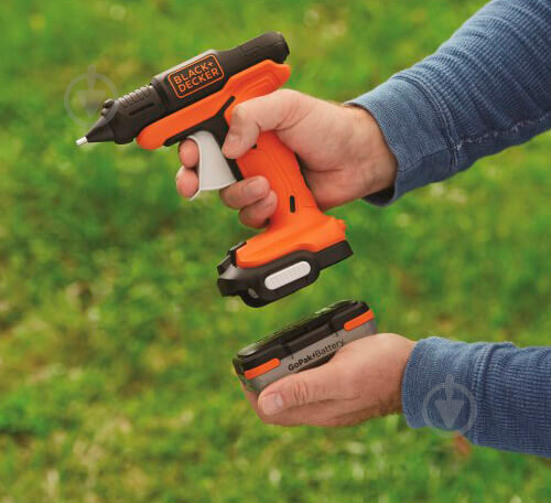 Пистолет клеевой Black+Decker аккумуляторный BDCGG12N - фото 2