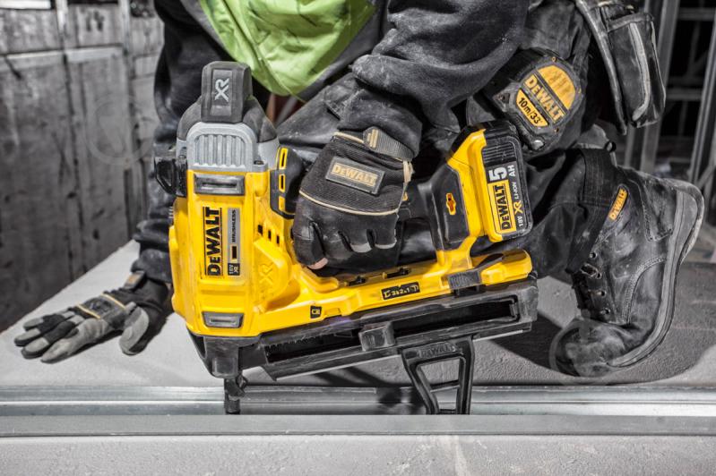 Степлер акумуляторний DeWalt DCN890P2 - фото 19