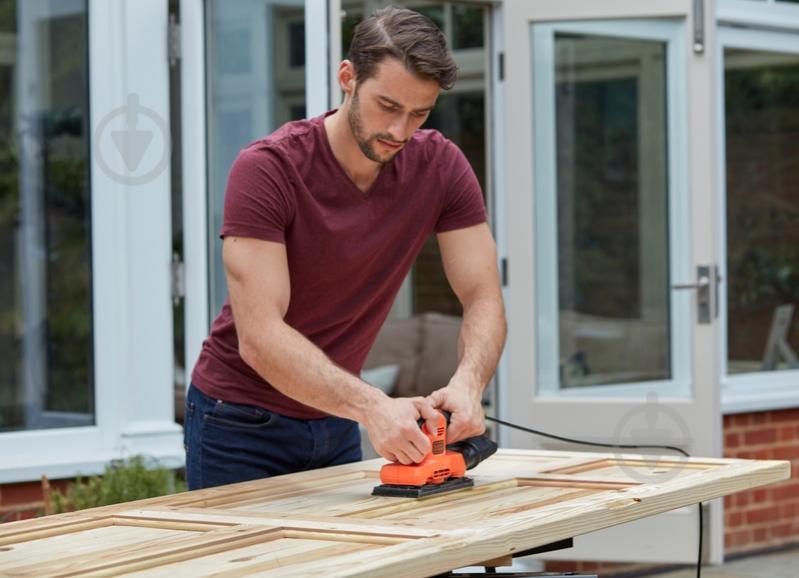 Вибрационная шлифмашина Black+Decker BEW220 - фото 6