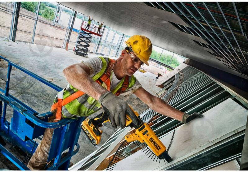 Шуруповерт аккумуляторный DeWalt DCF620D2 - фото 3