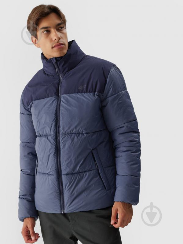 Пуховик мужской 4F DOWN JACKET M348 4FWAW23TDJAM348-32S р.S синий - фото 8 Пуховик мужской 4F DOWN JACKET M348 4FWAW23TDJAM348-32S р.S синий - фото 8