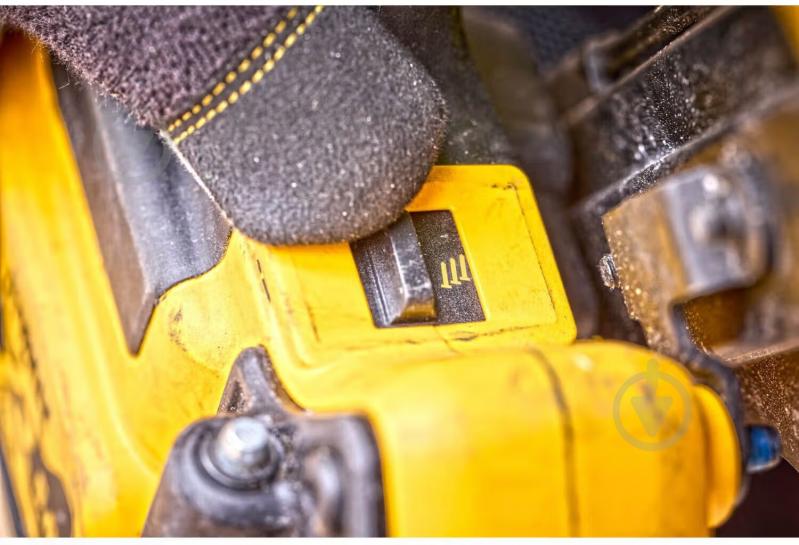 Степлер аккумуляторный DeWalt DCN930N - фото 11
