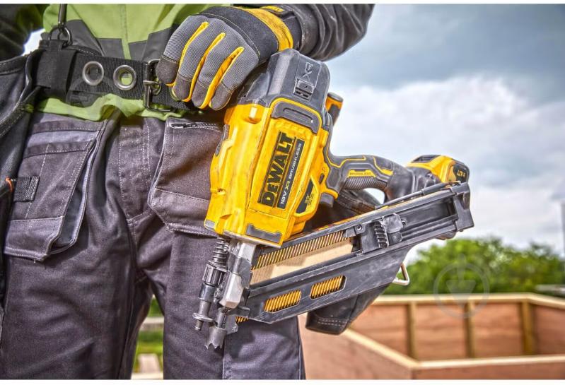 Степлер аккумуляторный DeWalt DCN930P2 - фото 15 Степлер аккумуляторный DeWalt DCN930P2 - фото 15