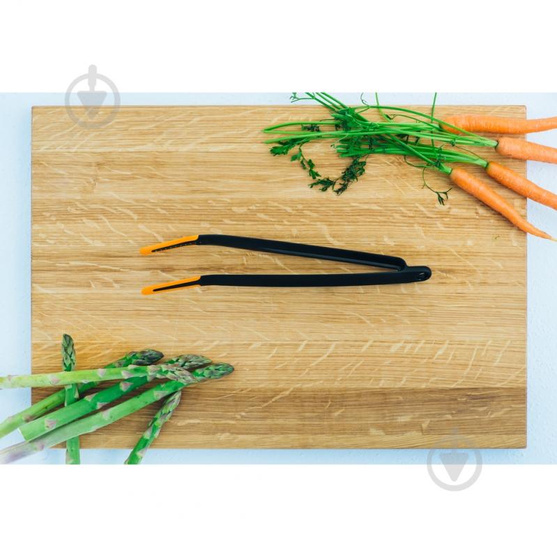 Щипцы кухонные Functional Form 29 см 1027303 Fiskars - фото 5