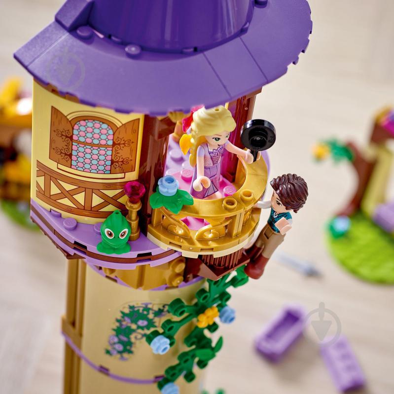 Конструктор LEGO Disney Princess Башня Рапунцель 43187 - фото 6