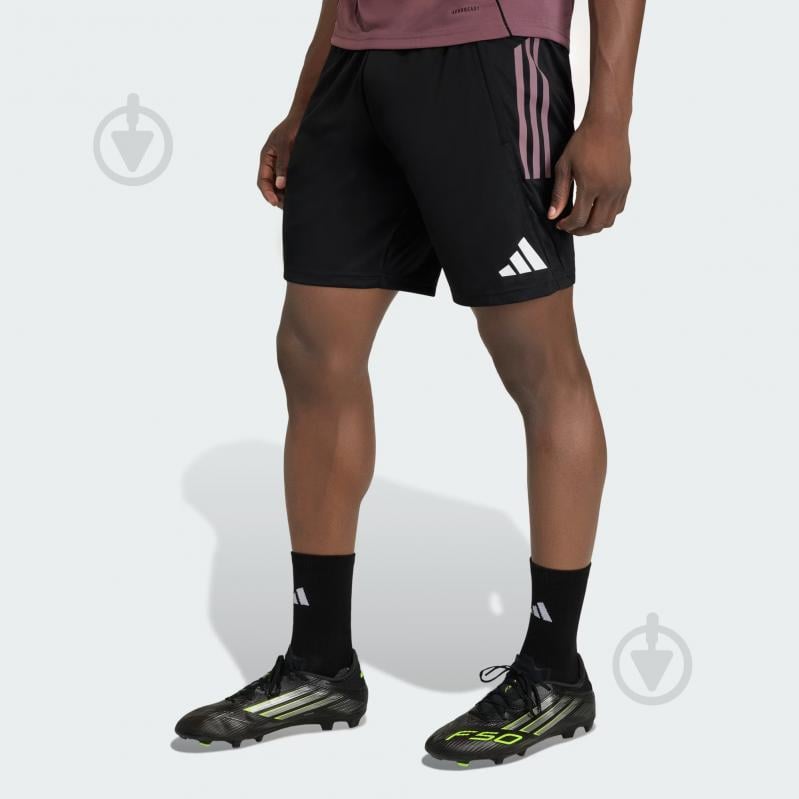 Шорти Adidas REAL TR SHO BLACK JZ9013 р. L чорний - фото 1