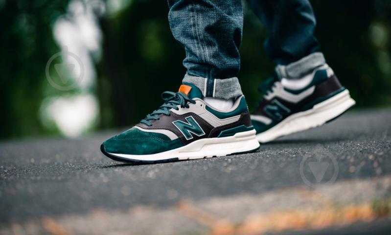 Кросівки чоловічі зимові New Balance CM997HXA CM997HXA р.42 зелені - фото 9