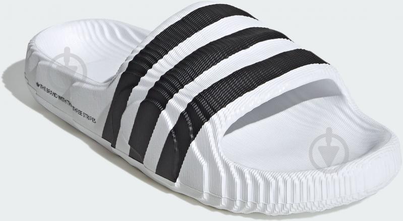 Тапочки Adidas ADILETTE 22 IF3668 р.46 белый - фото 3