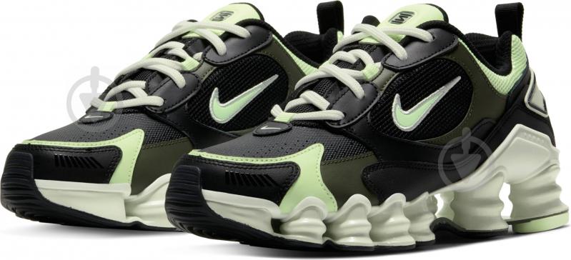 Nike W NIKE SHOX TL NOVA AT8046 001 .US 9