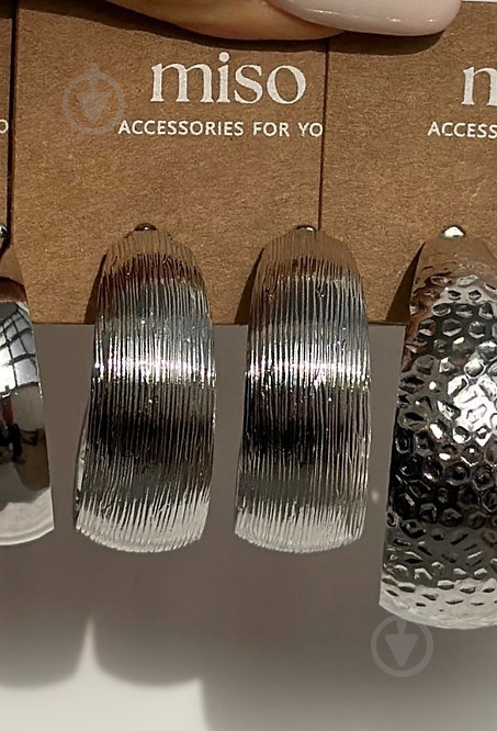 Сережки MISO accessory велике напівкільце срібне - фото 3