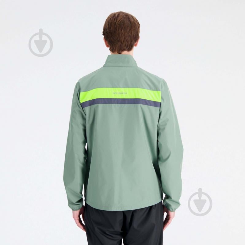 Куртка чоловіча New Balance ACCELERATE JACKET MJ23236DKJ р.S зелена - фото 4