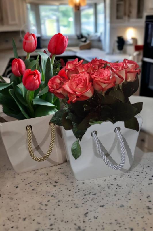 Ваза керамическая Kerama tato Сумка 16,5 см белая - фото 4