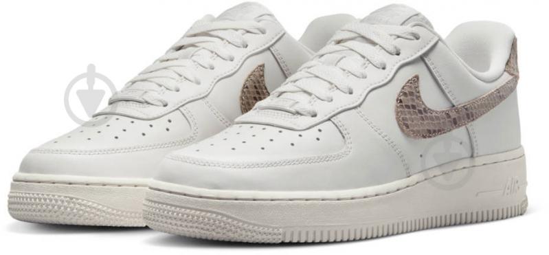 Кросівки жіночі демісезонні Nike AIR FORCE 1 DD8959-002 р.40 білі - фото 5