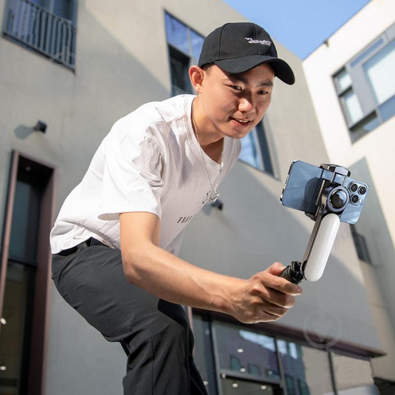 Держатель для смартфона Q09 Mini Electric Gimbal Stabilizer Extendable Selfie Stick Tripod Bluetooth Remote Control (6975068272314) RTAKO [019] Black - фото 6