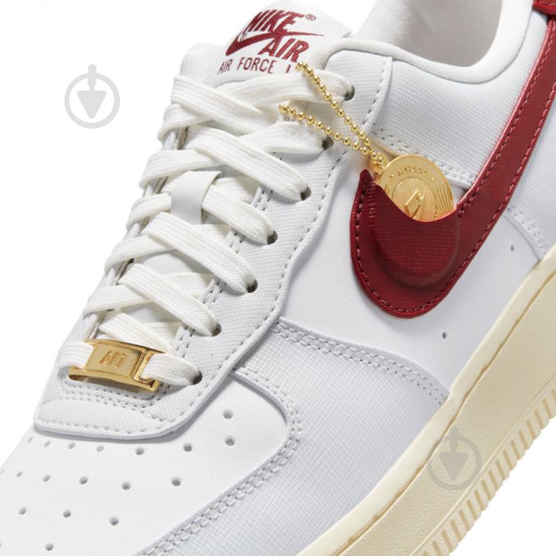 Кросівки жіночі Nike AIR FORCE 1 DV7584-001 р.38,5 білі - фото 10