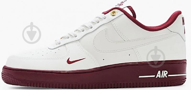 Кросівки жіночі Nike AIR FORCE 1 DQ7582-100 р.37,5 бежеві - фото 1