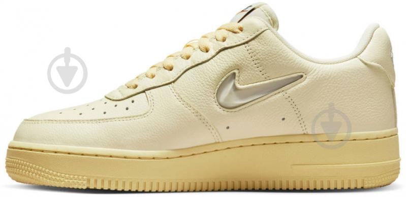 Кроссовки женские Nike AIR FORCE 1 DO9456-100 р.36,5 бежевые - фото 3