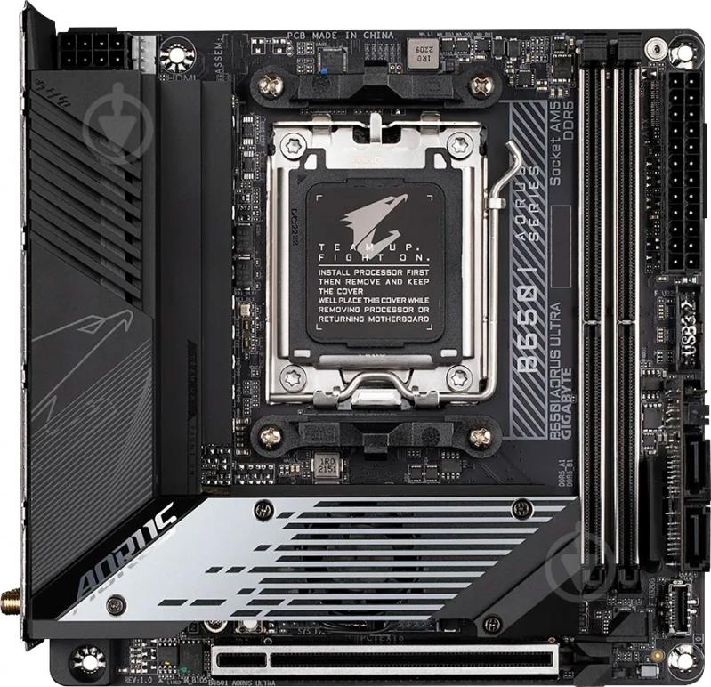 Материнская плата Gigabyte B650I AORUS ULTRA (Socket AM5, AMD B650, mini ITX) - фото 1