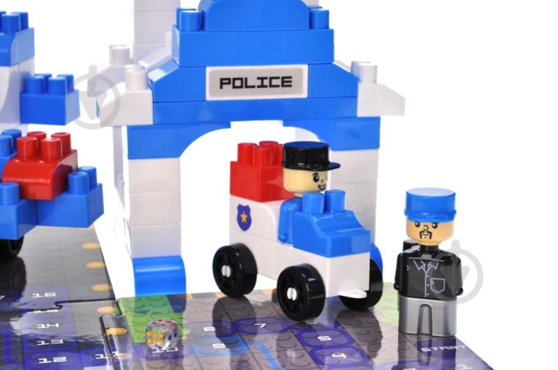 Конструктор qbee Block&Steps: Полицейский патруль + ходилка и мемори игра 3в1 QB300-002 - фото 5 Конструктор qbee Block&Steps: Полицейский патруль + ходилка и мемори игра 3в1 QB300-002 - фото 5