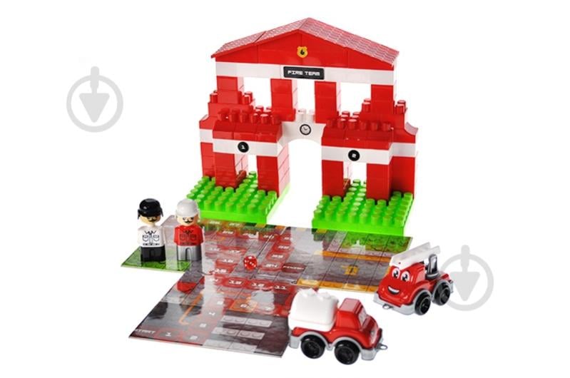 Конструктор qbee Block&Steps: Пожежна команда + ходилка і меморі гра 3в1 QB300-001 - фото 6 Конструктор qbee Block&Steps: Пожежна команда + ходилка і меморі гра 3в1 QB300-001 - фото 6