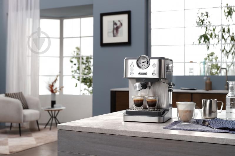 Кофеварка рожковая Delonghi EM450.M Classic - фото 10