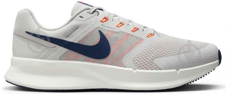 Кроссовки мужские Nike RUN SWIFT 3 DR2695-009 р.44,5 белые - фото 1