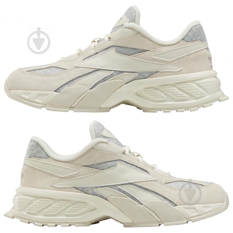 Кросівки жіночі Reebok EVZN Q46343 р.35,5 білі - фото 6