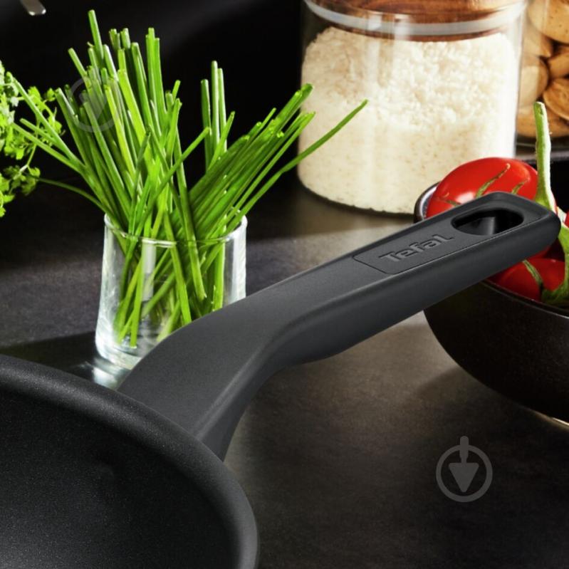 Сковорода Tefal Titanium Force 24 см G3030453 - фото 3