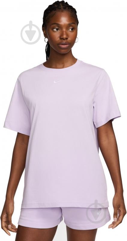 Футболка Nike W NSW TEE ESSNTL LBR FD4149-511 р.XS фиолетовый - фото 1