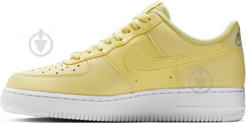 Кроссовки женские зимние Nike AIR FORCE 1 07 ESS AO2132-701 р.38,5 желтые - фото 4